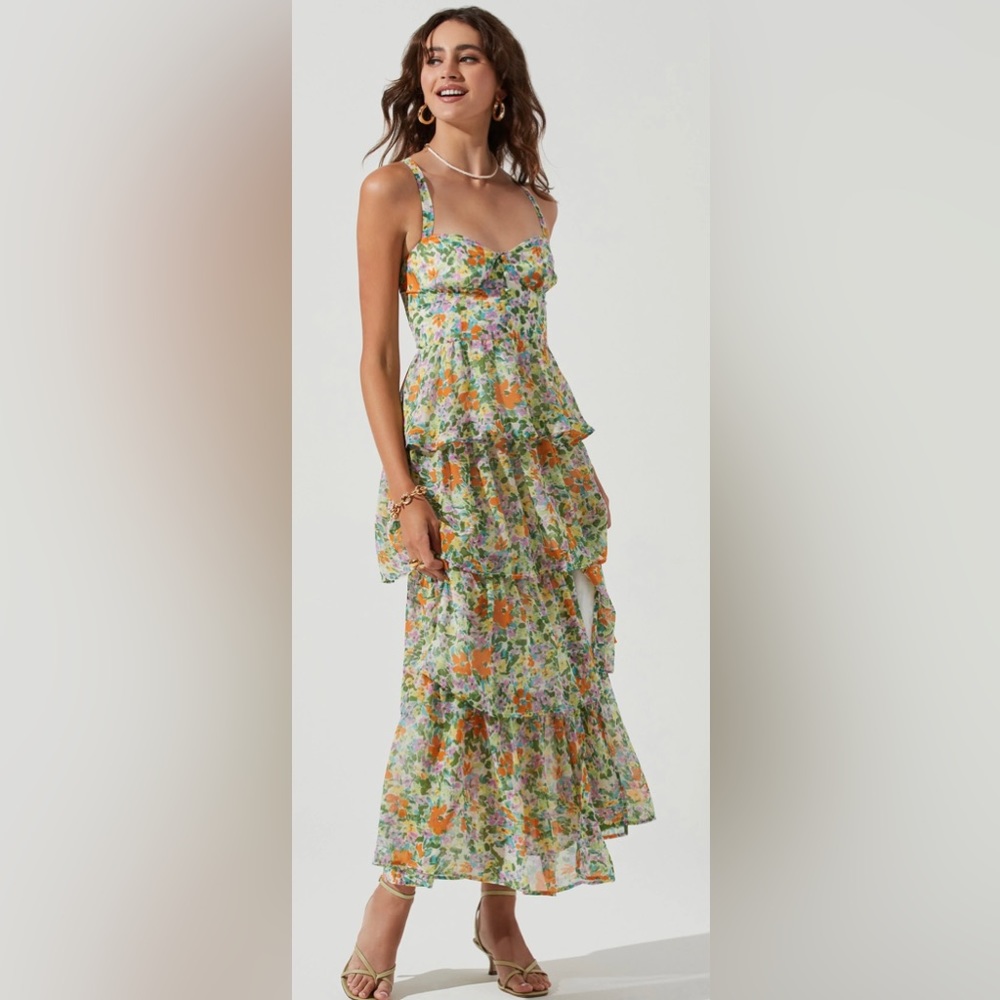 NWOT | ASTR THE LABEL Midsummer Floral Tiered Midi Dress | Size S
